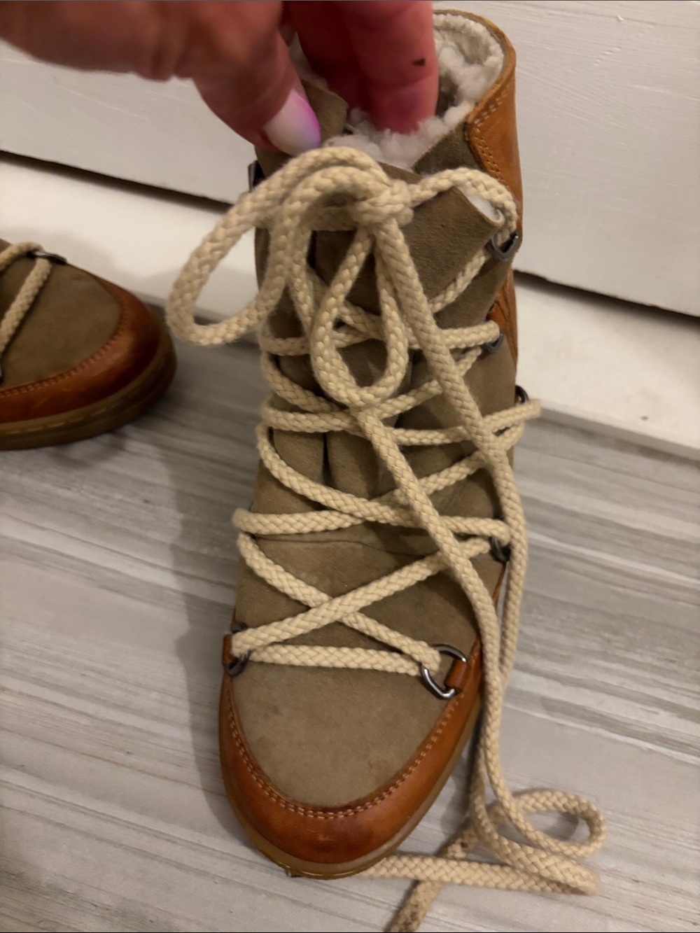 Isabel Marant Nowles Tan & Cream Lace-Up Shearling Winter Boots - Picture 7 of 11